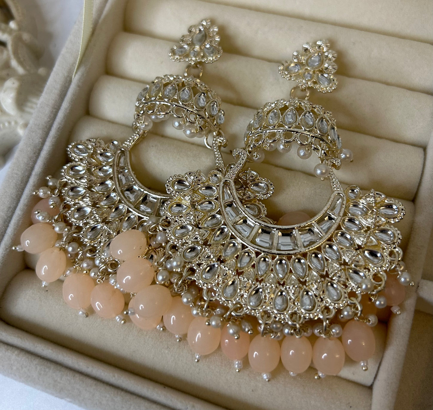 MEERA EARRINGS