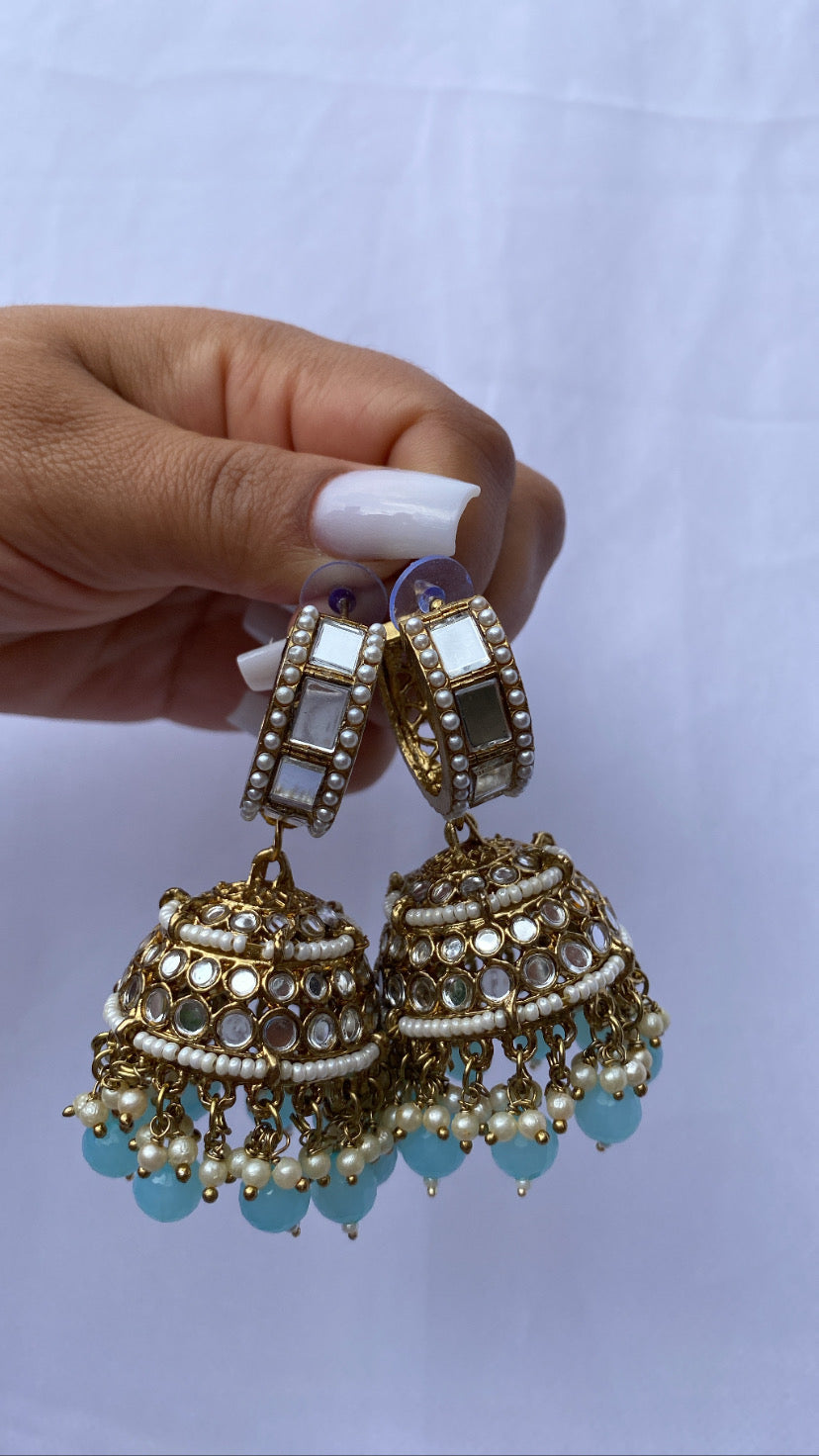 AARNA EARRINGS