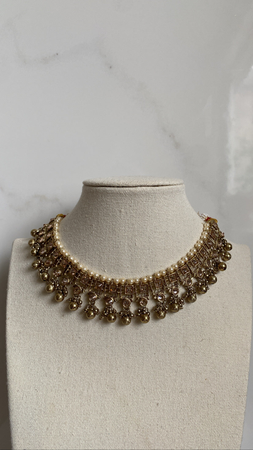 INAAYA NECKLACE SET