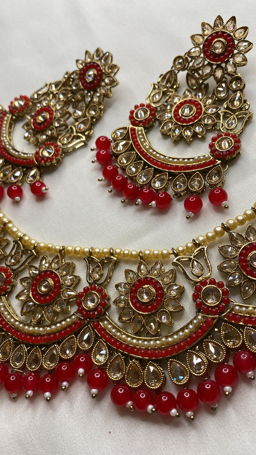 ANJALI NECKLACE SET