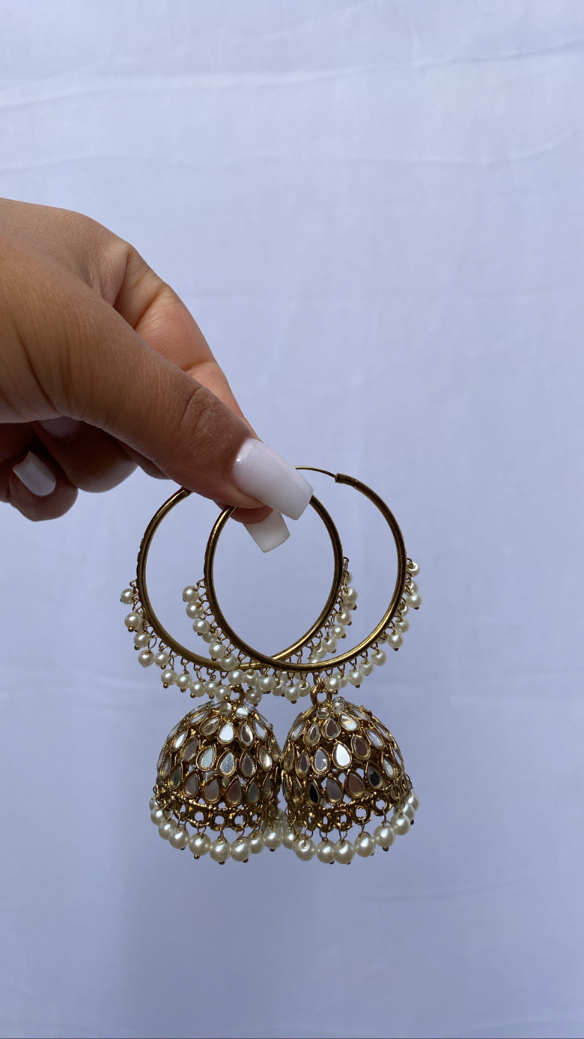 ZOYA HOOP EARRINGS