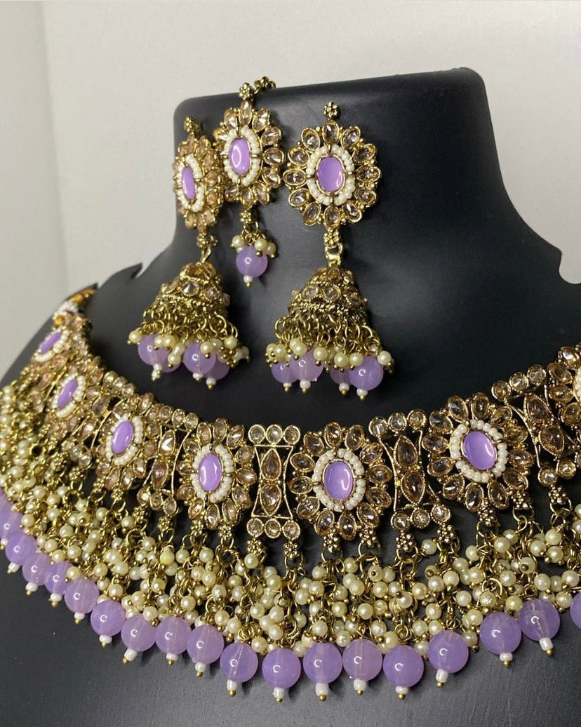 ISHAANI NECKLACE SET