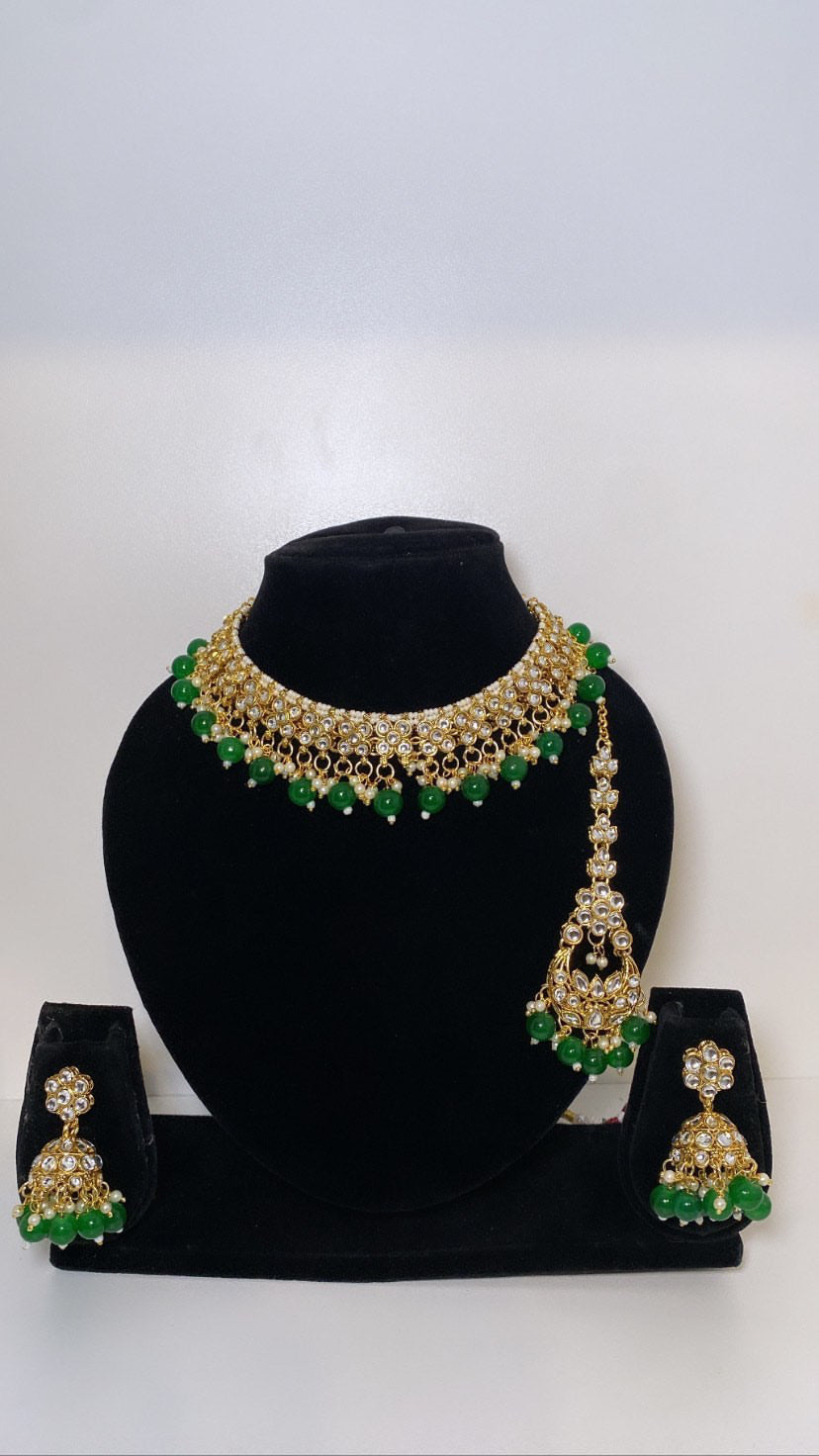 JIYA NECKLACE SET