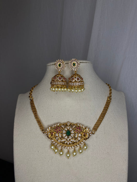 GAURI NECKLACE SET