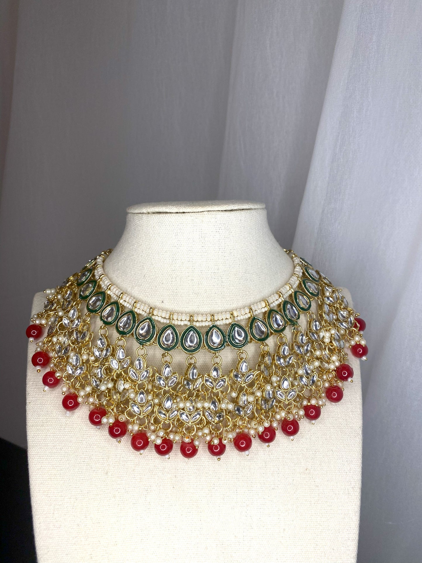 NEHA NECKLACE SET